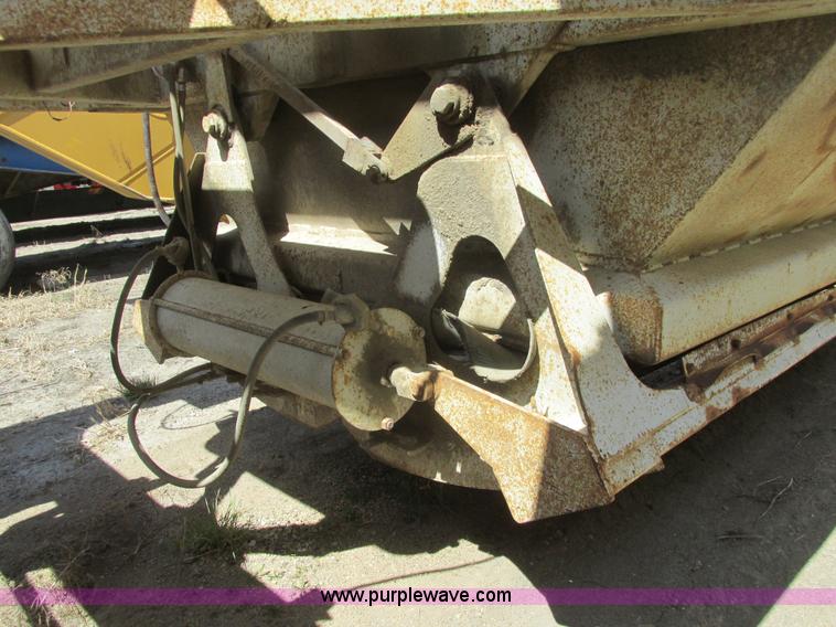 image for item A8790 1989 Ranch belly dump trailer