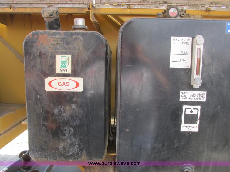 image for item A8791 1999 Grove MZ66DXT boom lift