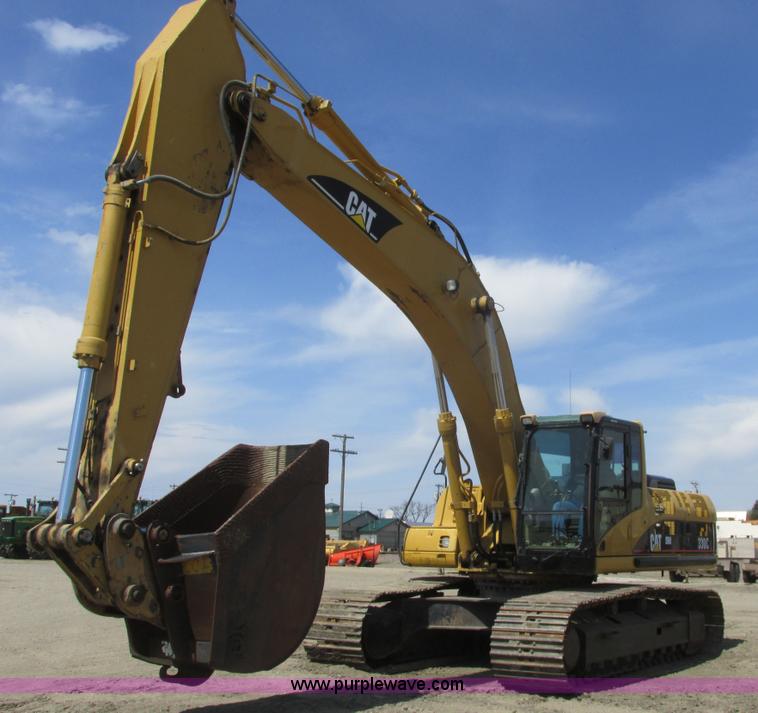 image for item A8792 2003 Caterpillar 330C L excavator