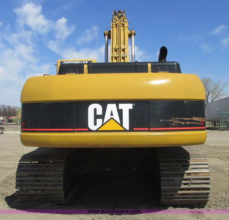 image for item A8792 2003 Caterpillar 330C L excavator