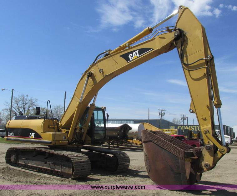 image for item A8792 2003 Caterpillar 330C L excavator
