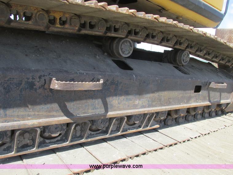 image for item A8792 2003 Caterpillar 330C L excavator