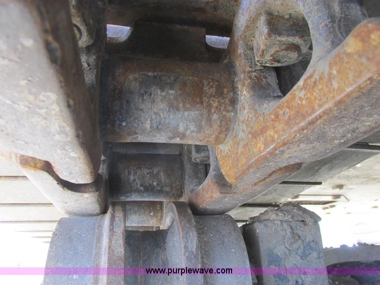 image for item A8792 2003 Caterpillar 330C L excavator