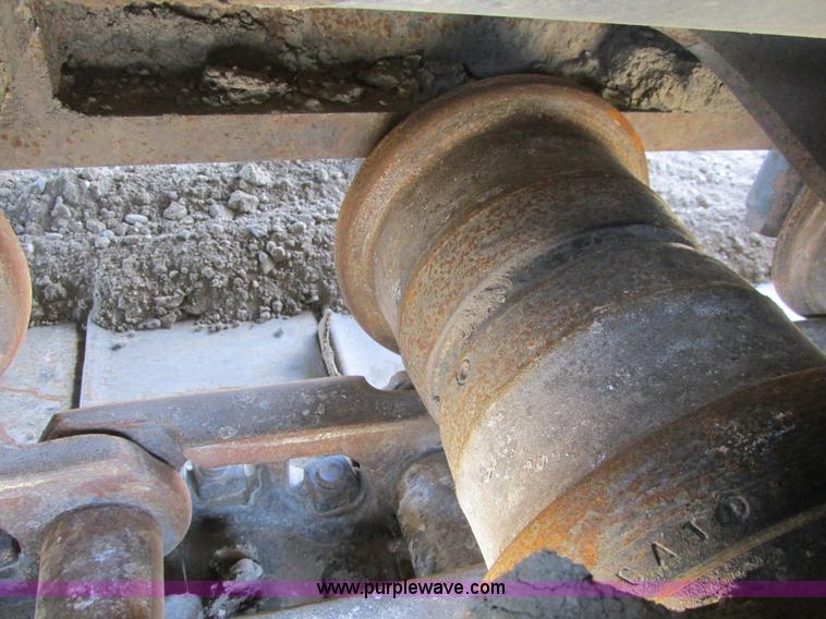 image for item A8792 2003 Caterpillar 330C L excavator