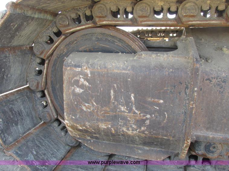 image for item A8792 2003 Caterpillar 330C L excavator