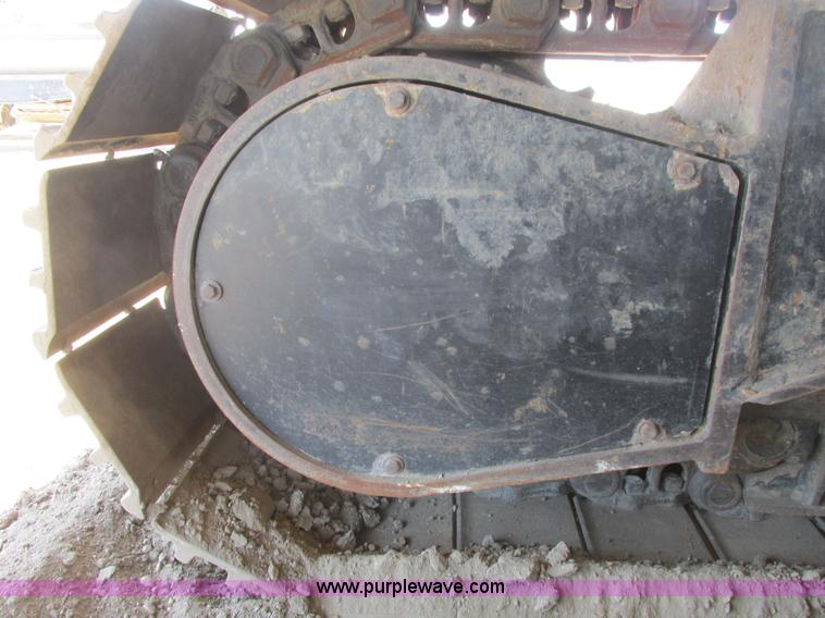 image for item A8792 2003 Caterpillar 330C L excavator