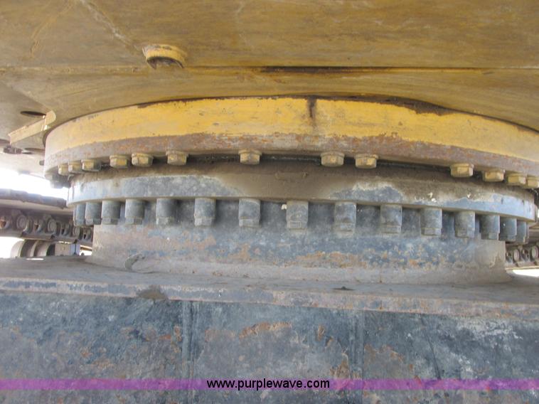 image for item A8792 2003 Caterpillar 330C L excavator