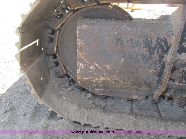 image for item A8792 2003 Caterpillar 330C L excavator