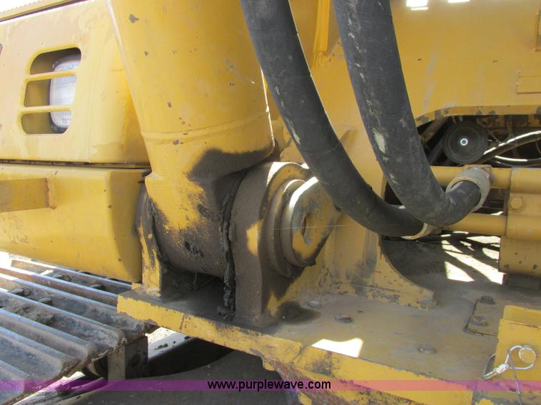 image for item A8792 2003 Caterpillar 330C L excavator