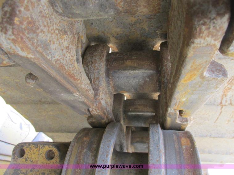 image for item A8793 2004 Caterpillar D6R LGP Series II dozer