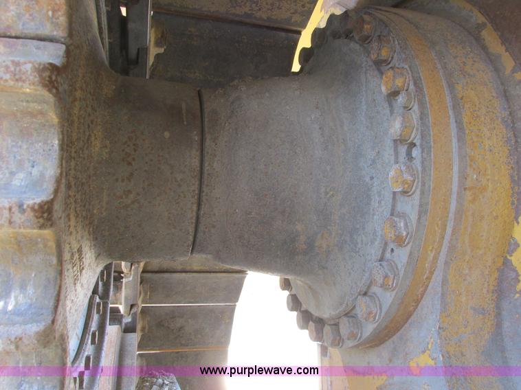 image for item A8793 2004 Caterpillar D6R LGP Series II dozer