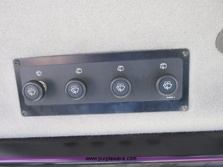 image for item A8793 2004 Caterpillar D6R LGP Series II dozer