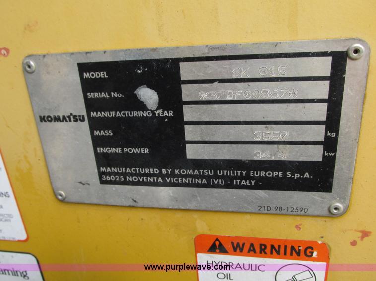 image for item B2946 2006 Komatsu SK815-5 skid steer