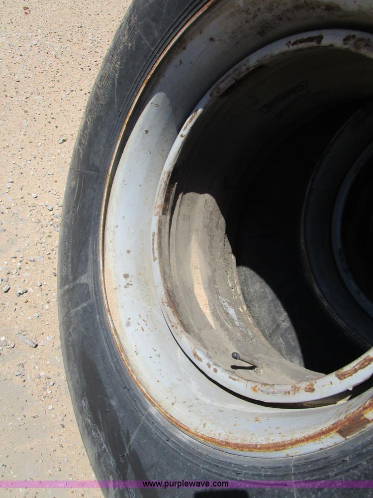 image for item BA9301 (5) 425/65R22.5 tires and wheels