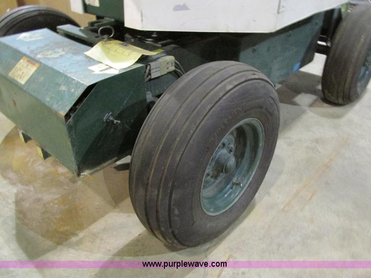 image for item BS9226 Genie 230/20HD boom lift