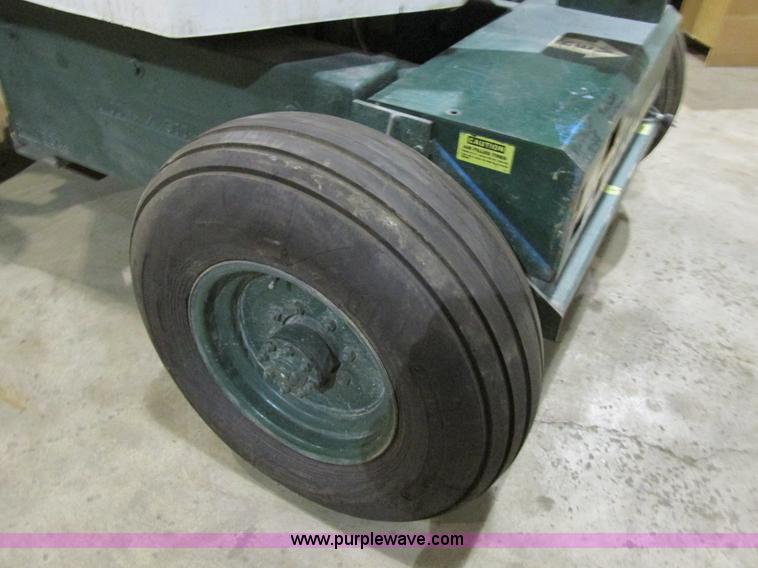 image for item BS9226 Genie 230/20HD boom lift