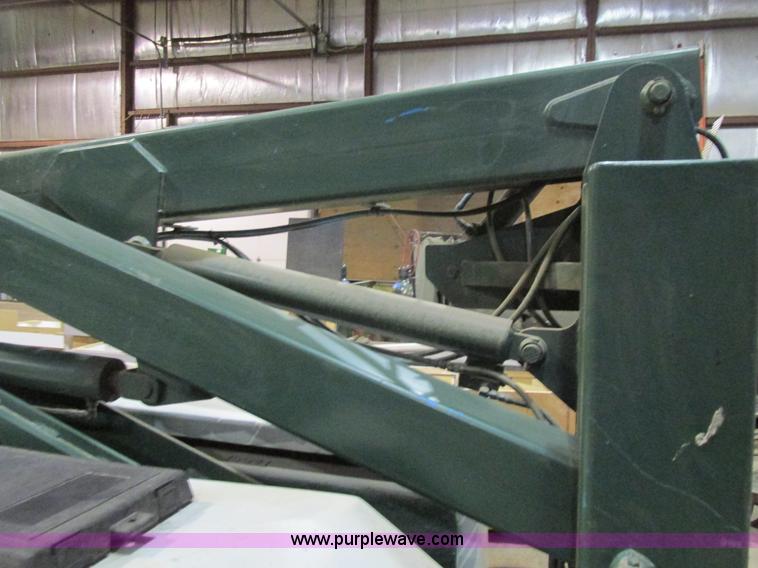 image for item BS9226 Genie 230/20HD boom lift