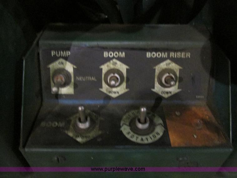 image for item BS9226 Genie 230/20HD boom lift