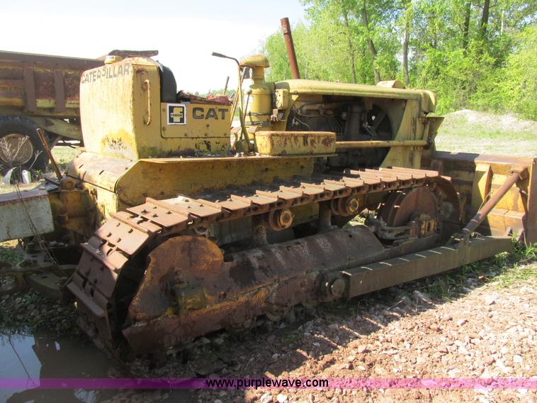 image for item BS9247 1953 Caterpillar D7 dozer