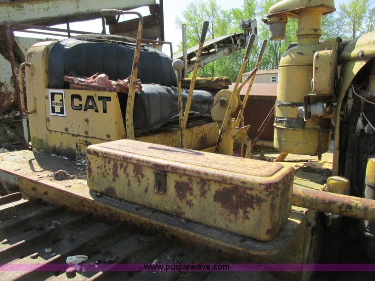 image for item BS9247 1953 Caterpillar D7 dozer