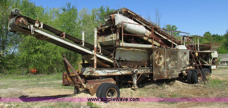 image for item BS9249 Jaw/roller crushing plant