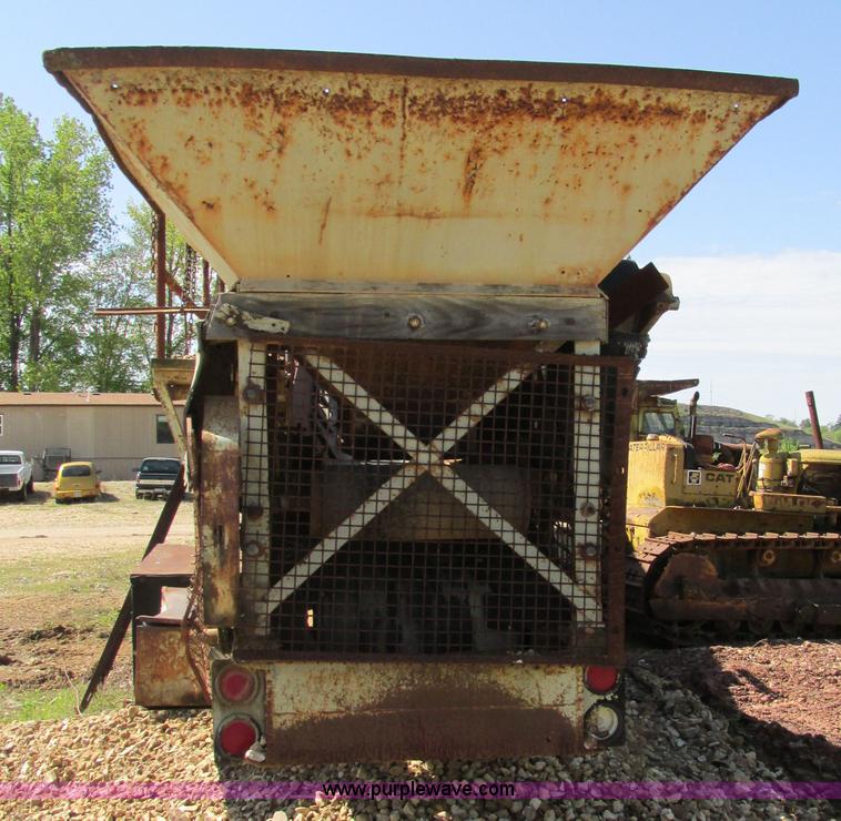 image for item BS9249 Jaw/roller crushing plant