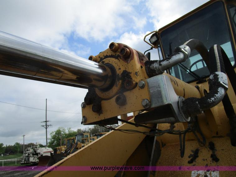 image for item D2415 1998 John Deere 644G wheel loader