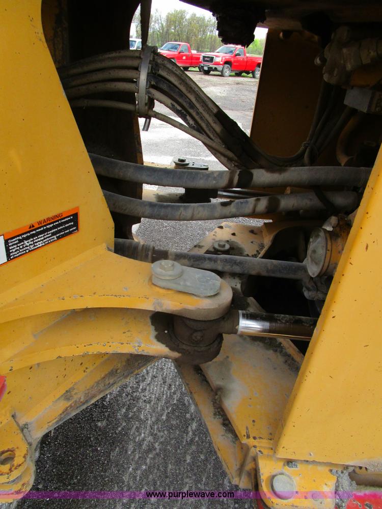 image for item D2415 1998 John Deere 644G wheel loader