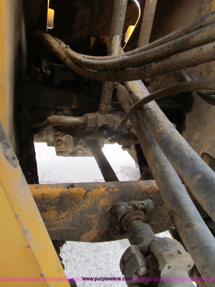 image for item D2415 1998 John Deere 644G wheel loader