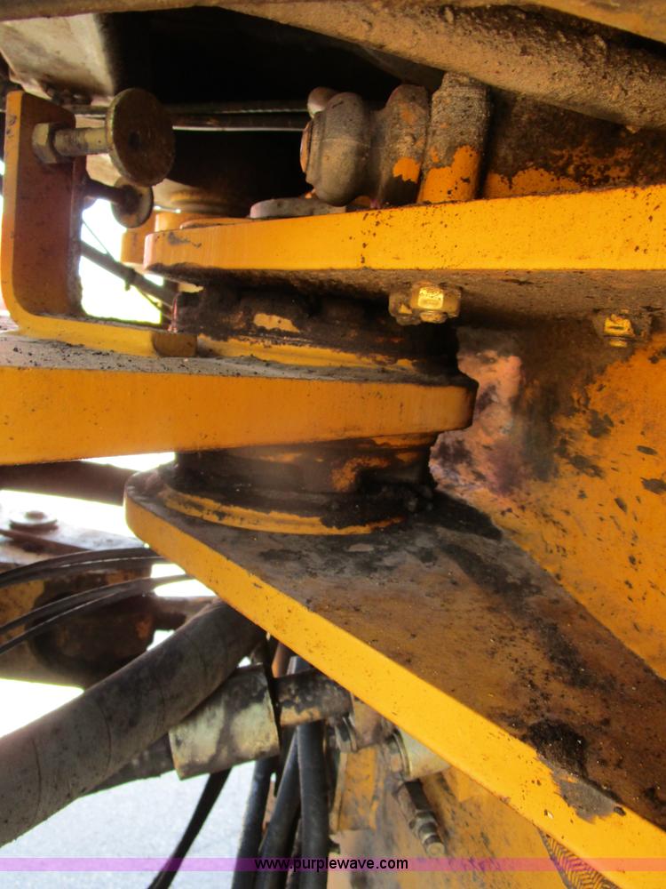 image for item D2421 1999 Caterpillar 950G wheel loader