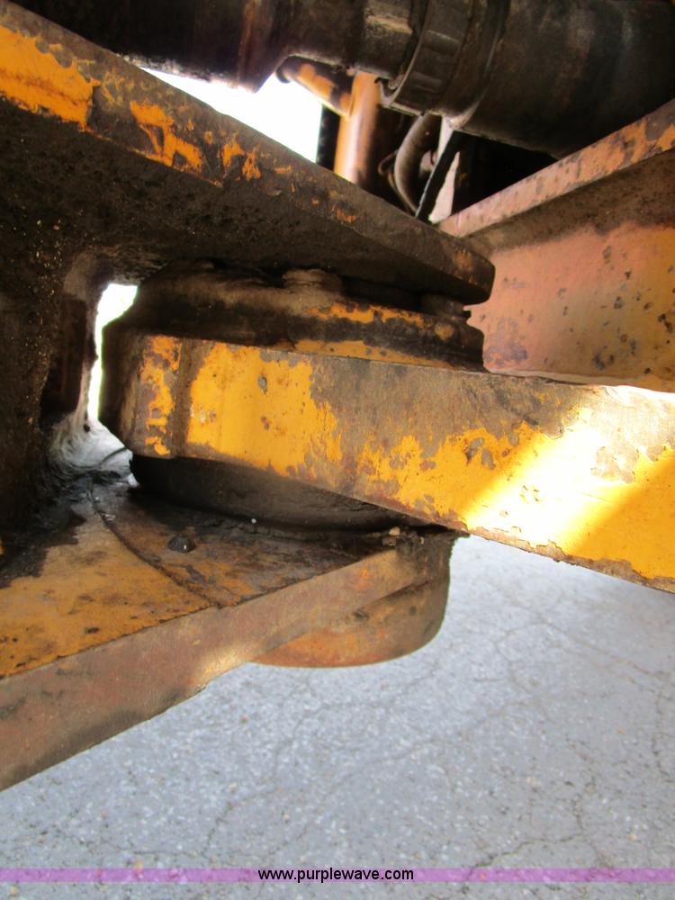 image for item D2421 1999 Caterpillar 950G wheel loader