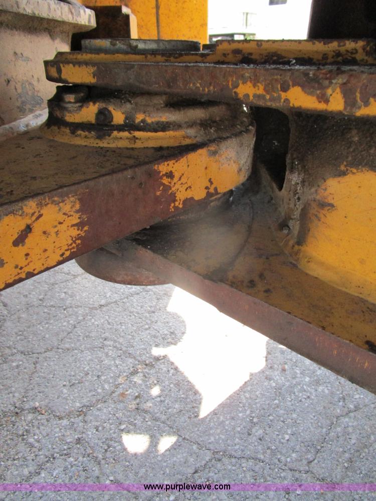 image for item D2421 1999 Caterpillar 950G wheel loader