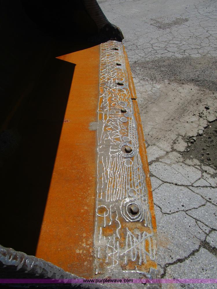 image for item D2421 1999 Caterpillar 950G wheel loader