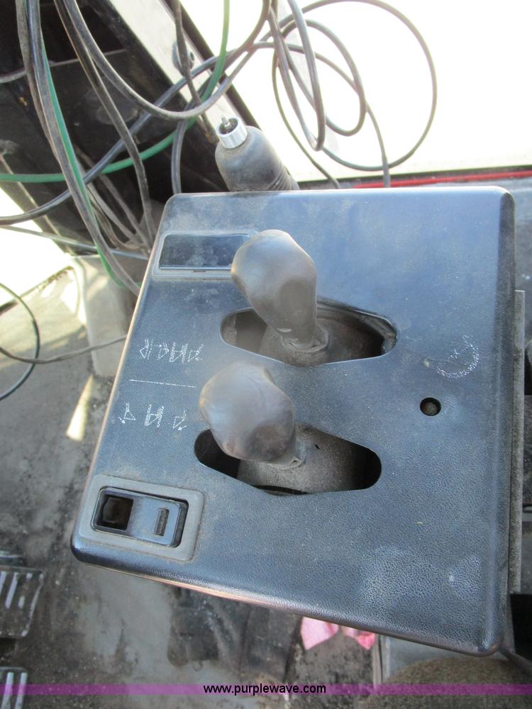 image for item D2421 1999 Caterpillar 950G wheel loader