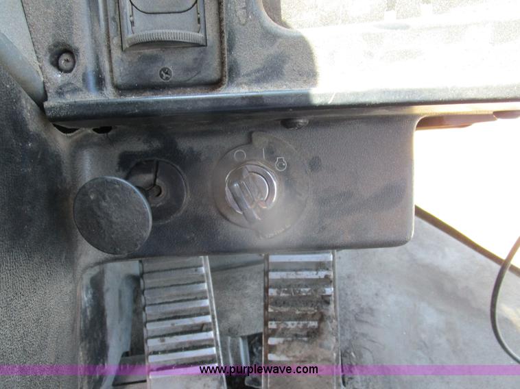 image for item D2421 1999 Caterpillar 950G wheel loader