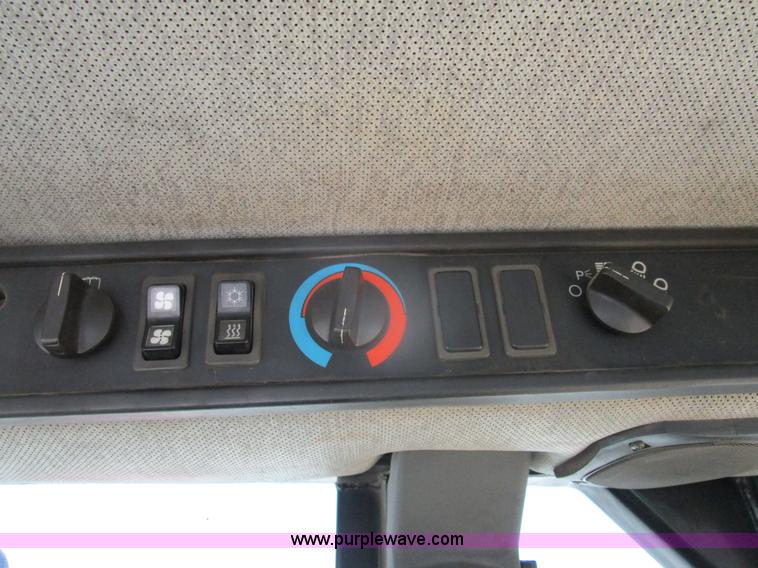 image for item D2421 1999 Caterpillar 950G wheel loader