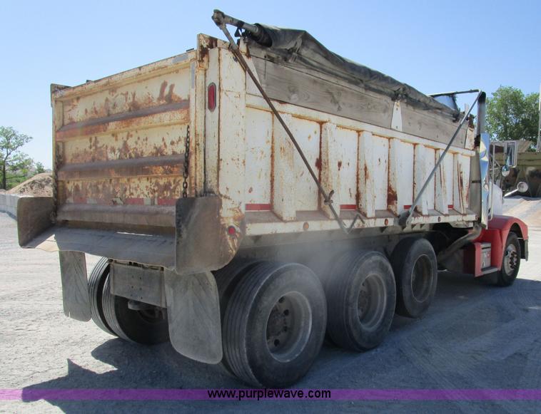 image for item D2429 1994 Peterbilt 377 dump truck