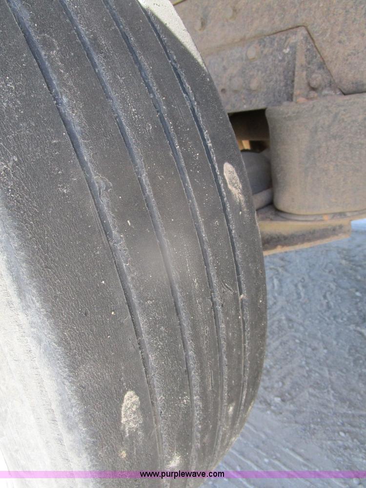 image for item D2429 1994 Peterbilt 377 dump truck