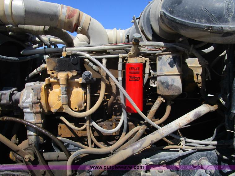 image for item D2429 1994 Peterbilt 377 dump truck