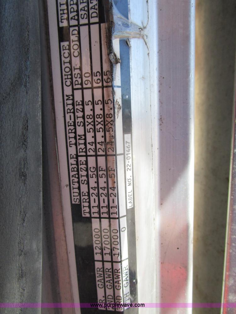 image for item D2429 1994 Peterbilt 377 dump truck