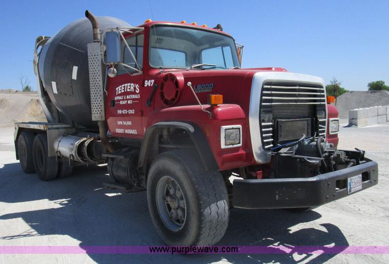 image for item D2430 1994 Ford L8000 mixer truck