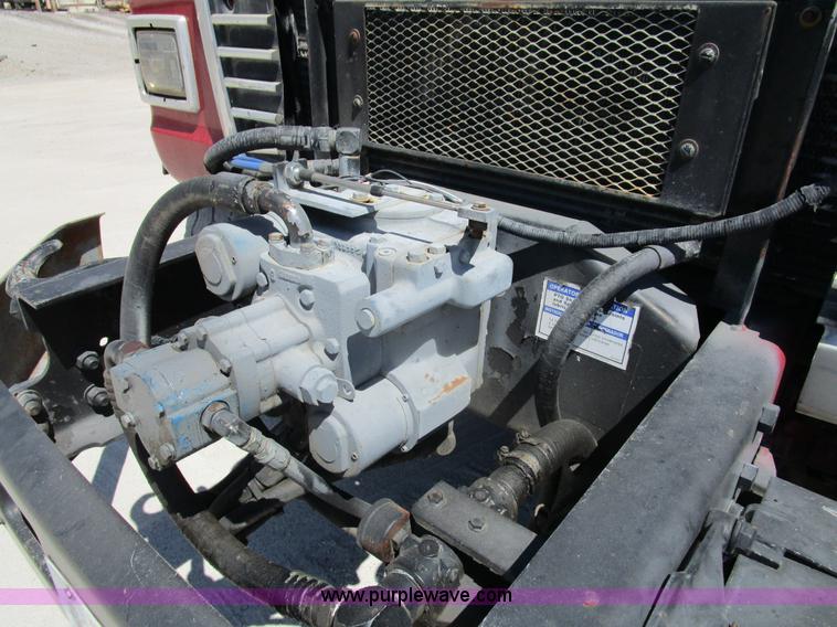 image for item D2430 1994 Ford L8000 mixer truck