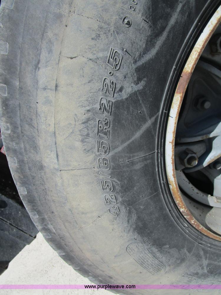 image for item D2430 1994 Ford L8000 mixer truck