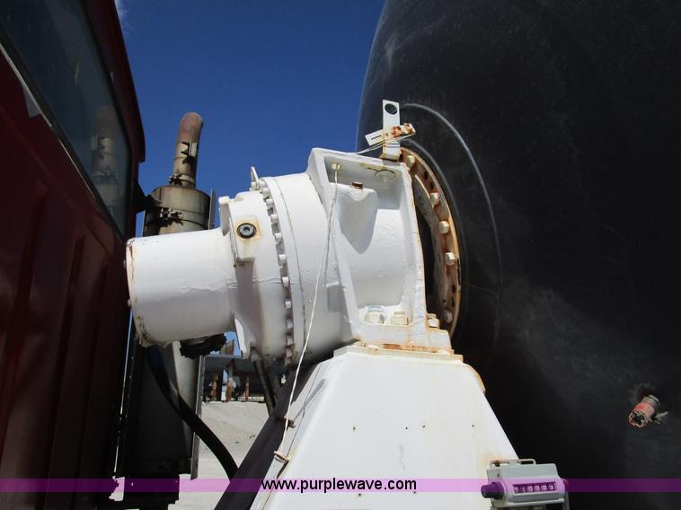 image for item D2430 1994 Ford L8000 mixer truck