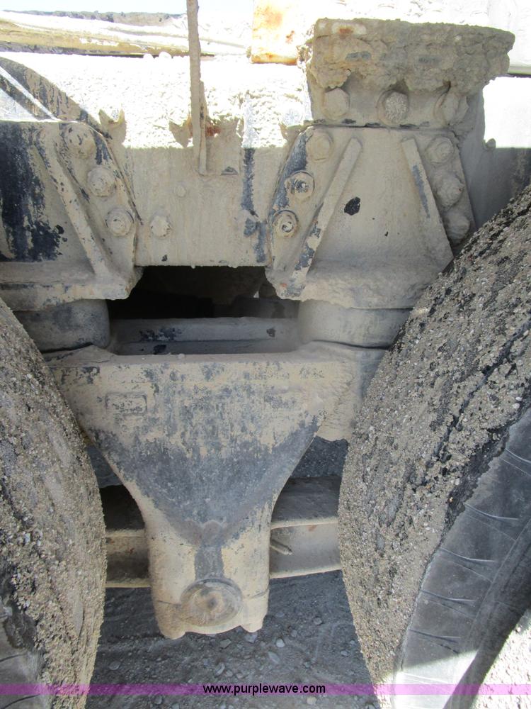 image for item D2430 1994 Ford L8000 mixer truck