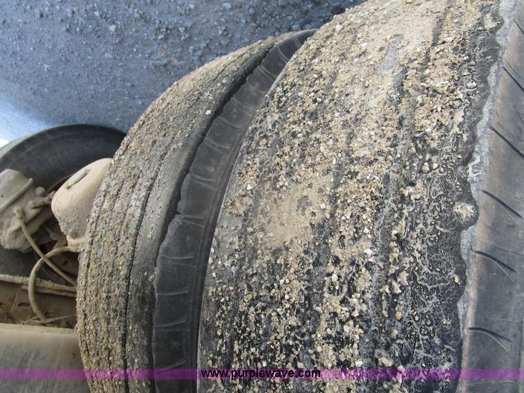 image for item D2430 1994 Ford L8000 mixer truck