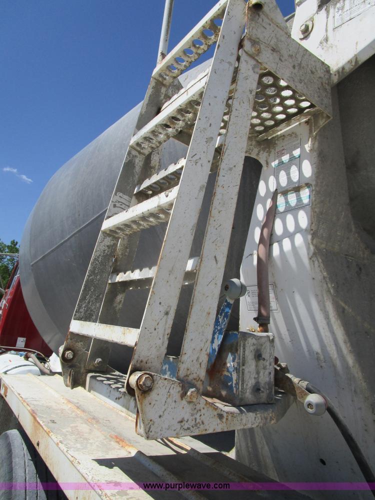 image for item D2430 1994 Ford L8000 mixer truck