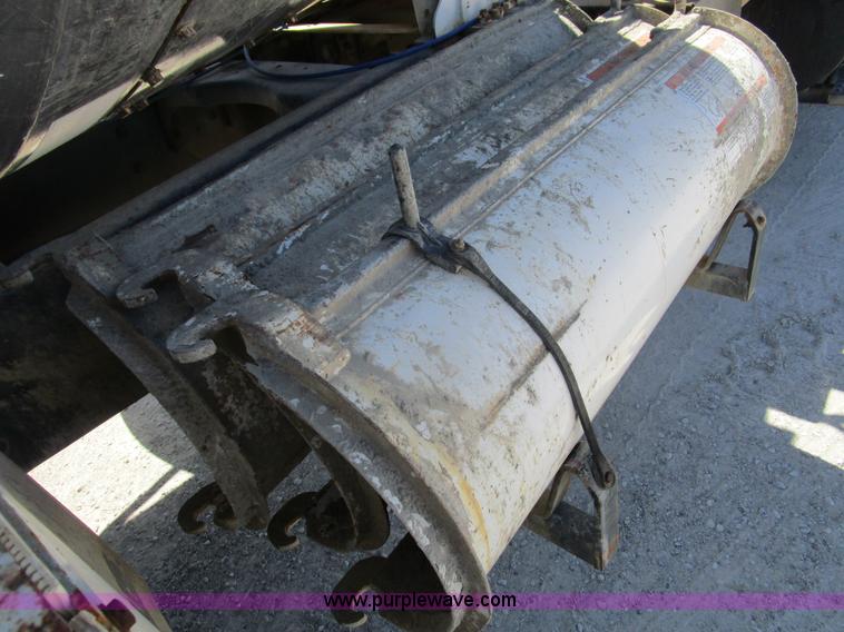 image for item D2430 1994 Ford L8000 mixer truck