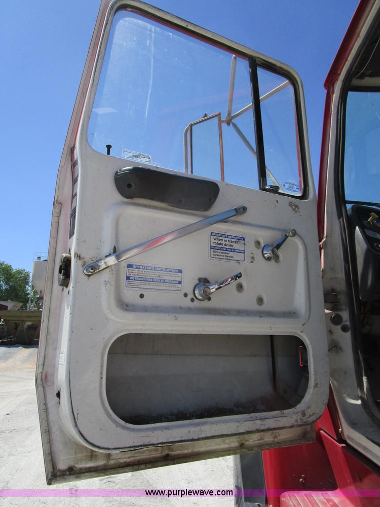 image for item D2430 1994 Ford L8000 mixer truck