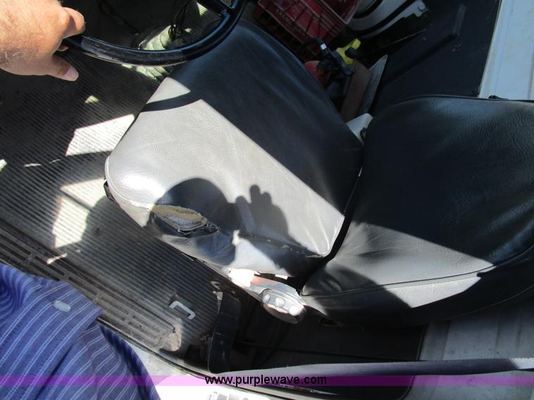 image for item D2430 1994 Ford L8000 mixer truck